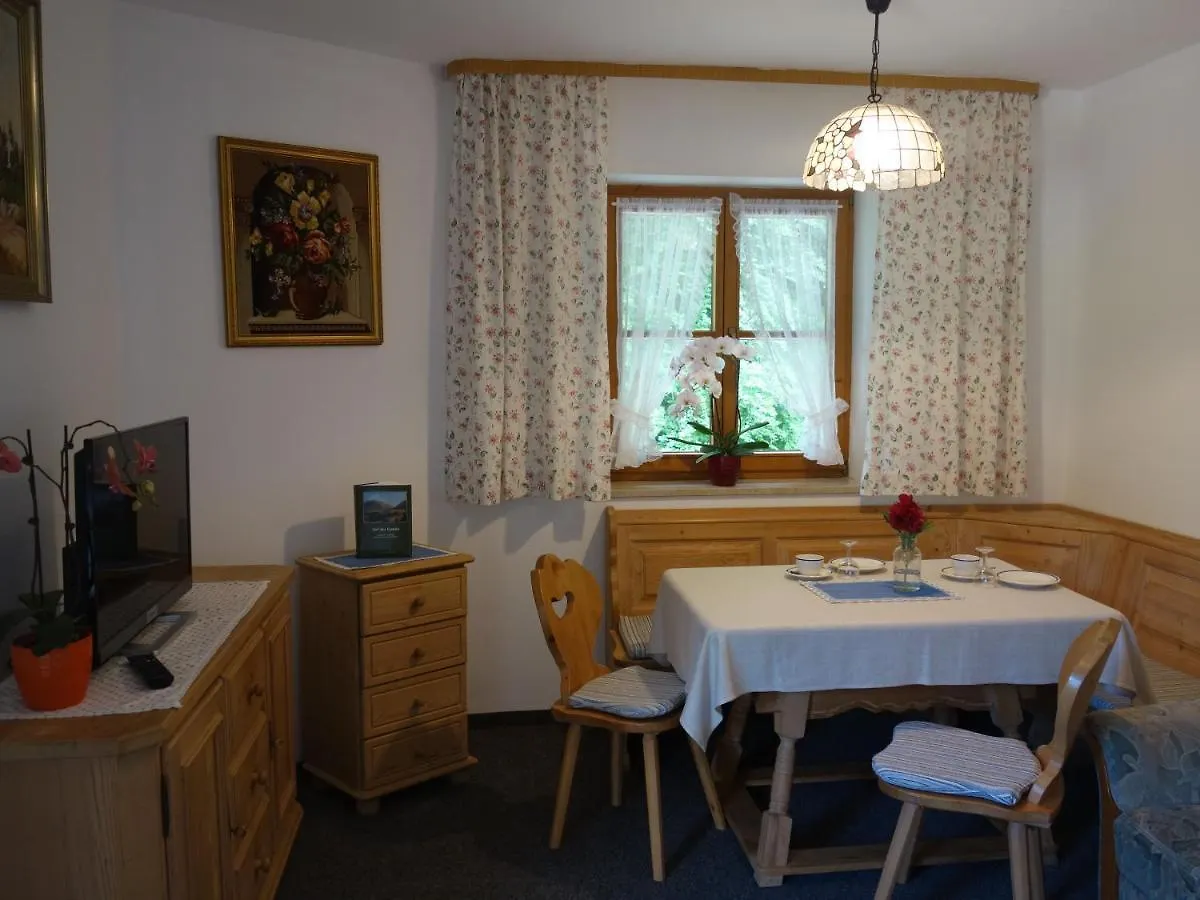 Spechthaeusl Apartment Bayerisch Gmain