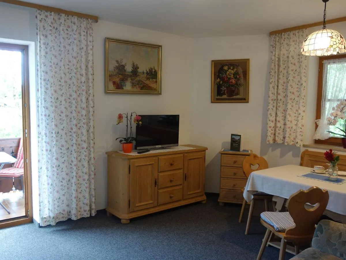 Spechthaeusl Apartment Bayerisch Gmain Germany