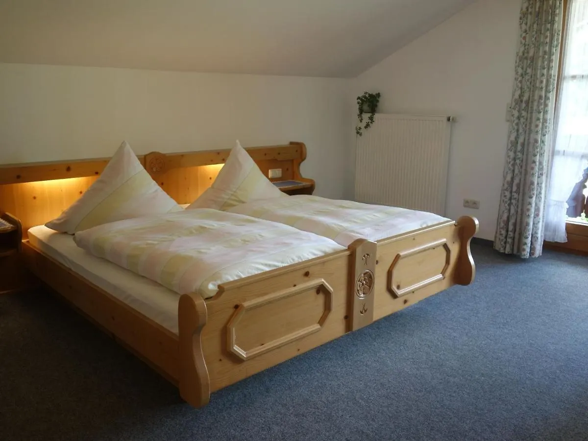 Spechthaeusl Apartment Bayerisch Gmain